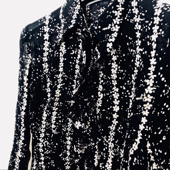 Ivo Nikkolo ruffled blouse black and white size M - Picture 8 of 8